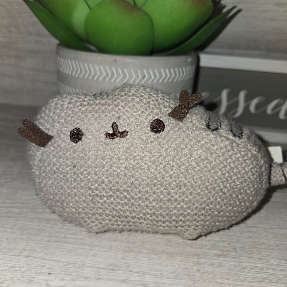 Official Pusheen the Cat Kawaii Soft Crochet Knit Style Plushie - Picture 2 of 10